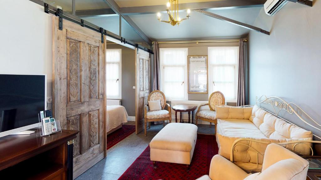 Faik Pasha Hotels Special Category Beyoglu Istanbul