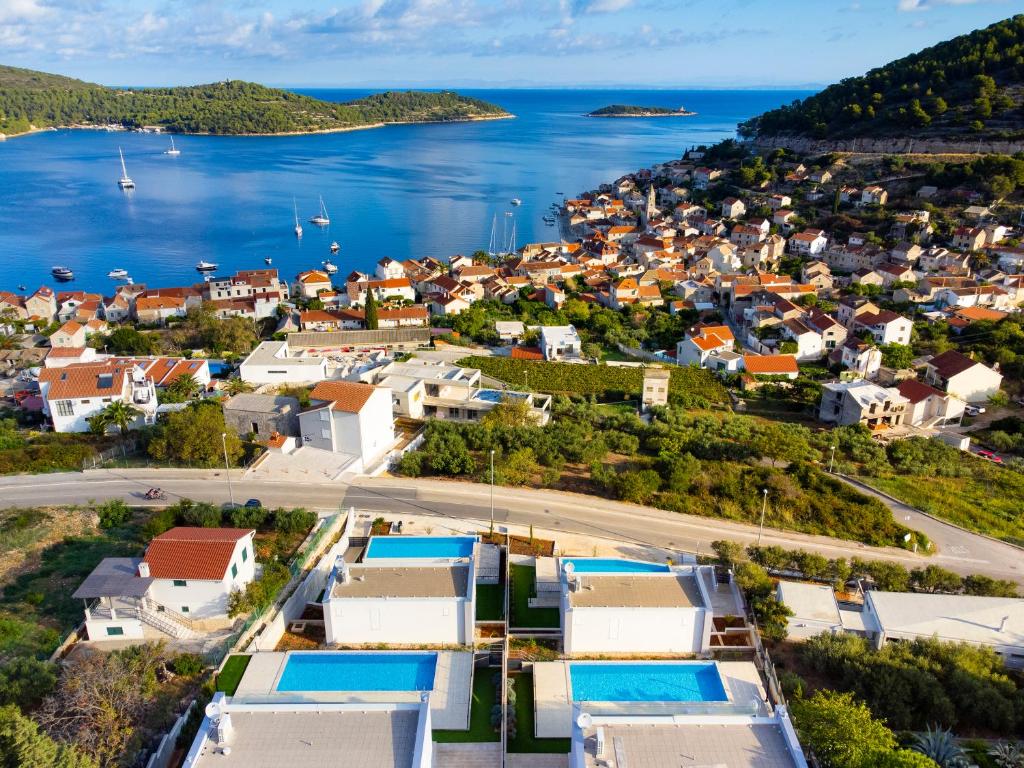 Luxury Blue Villas Vis (Vis)