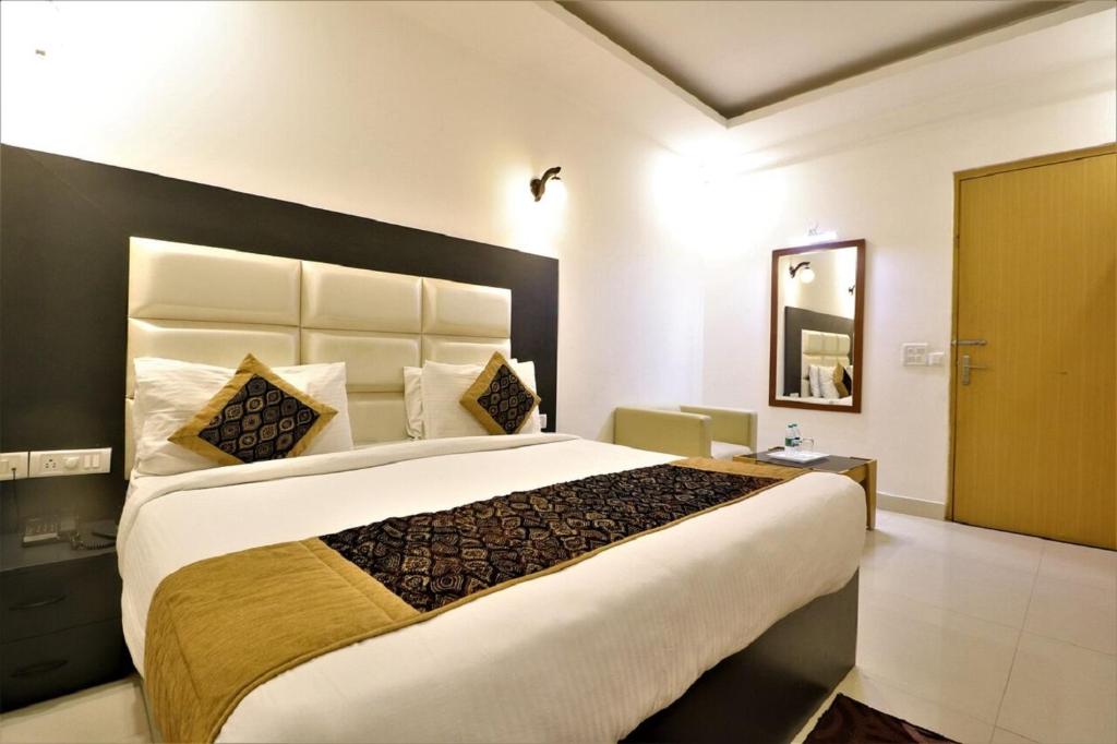 Aerocity Hotel Jindal Palace Delhi- A Well Hygiene PropertyAll Staff Vaccinated