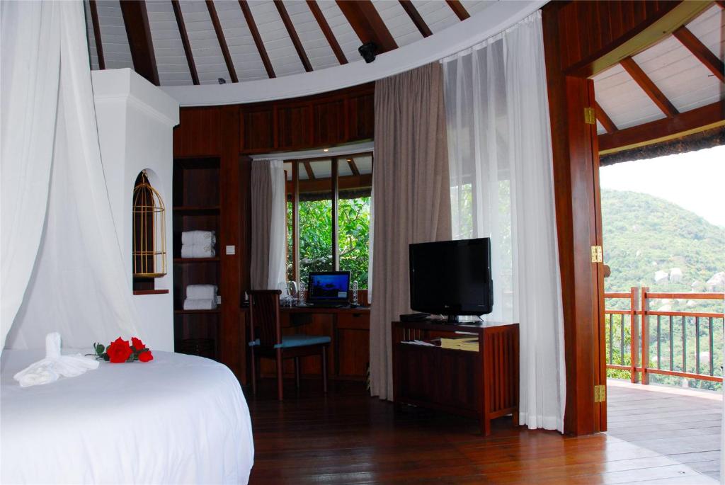 Yalong Bay Earthly Paradise Birds Nest Resort (Mountain Villas)