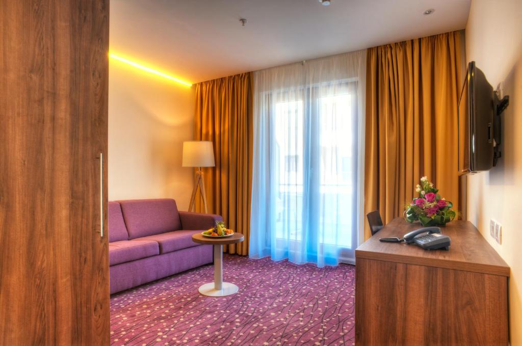 Hotel Pine
