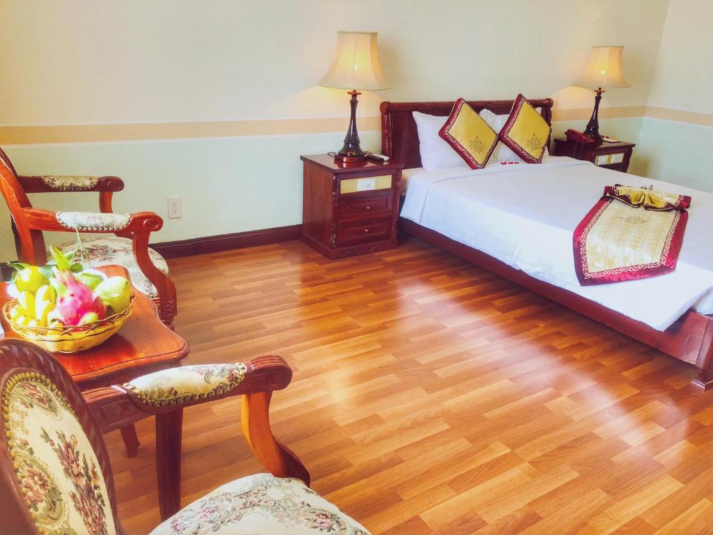 NINH KIEU 2 HOTEL