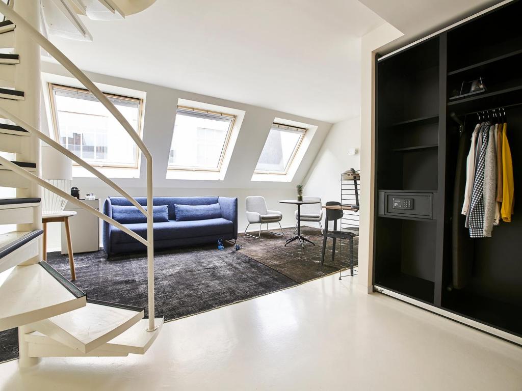 9Hotel Sablon