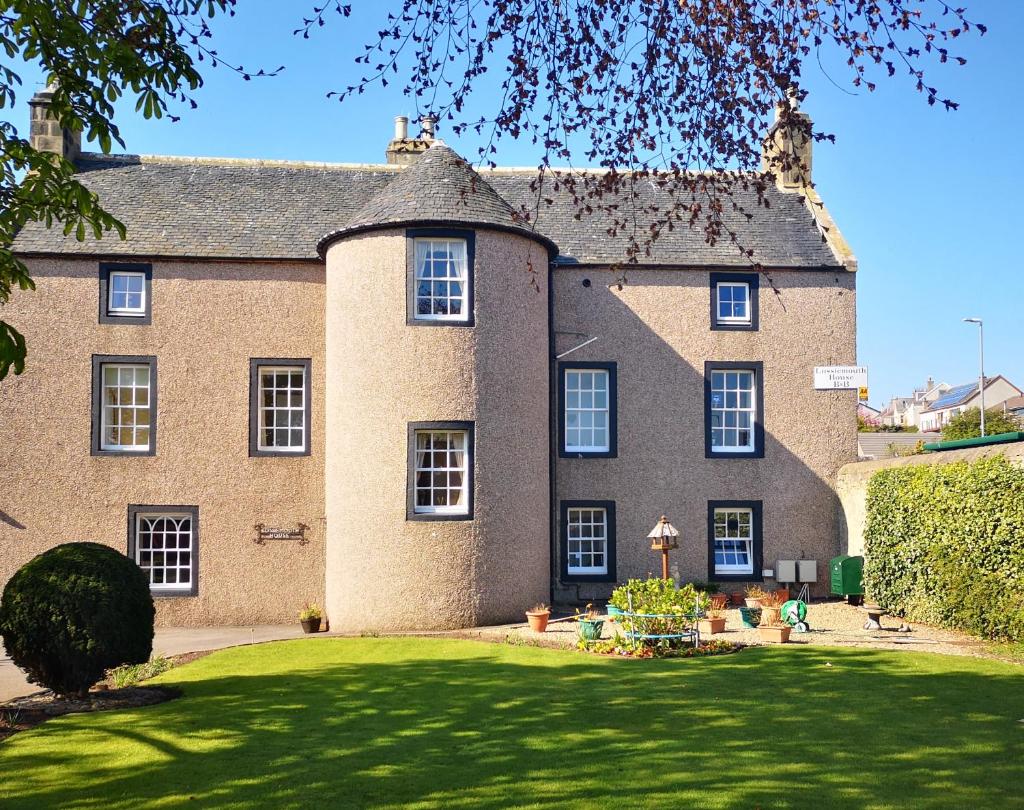 Lossiemouth House (Lossiemouth)