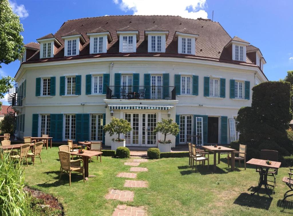 Chateau De Montreuil (Montreuil-sur-Mer)
