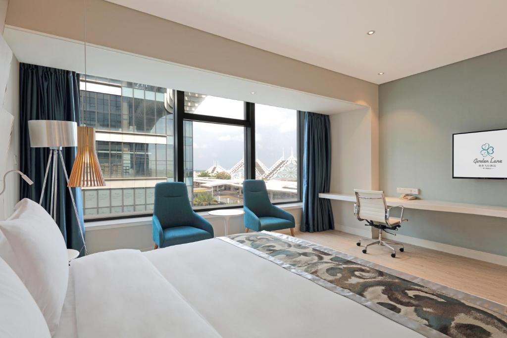 Garden Lane Meilan Airport Hotel