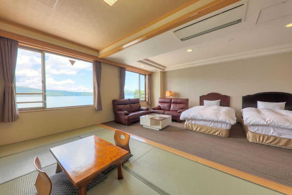 Fuji Matsuzono Hotel (Yamanakako)