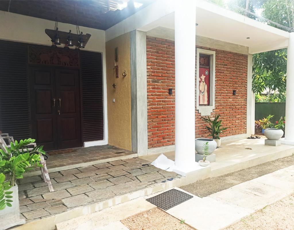 Eththota Walawwa Bungalow