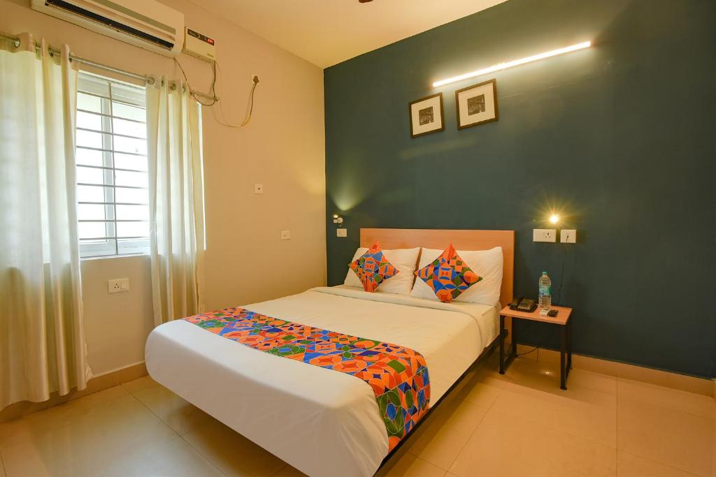 FabHotel Sasti Inn