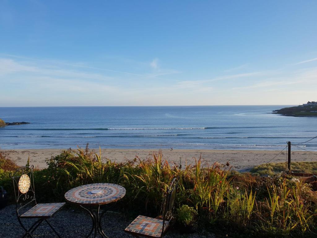 Idyllic Inchydoney Beach Cottage - Amazing sea views