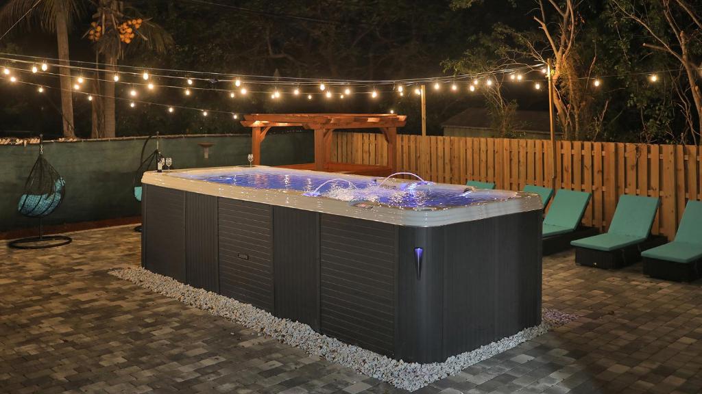 Secluded 2 Homes W/ Captivating Swim Spa & Pergola