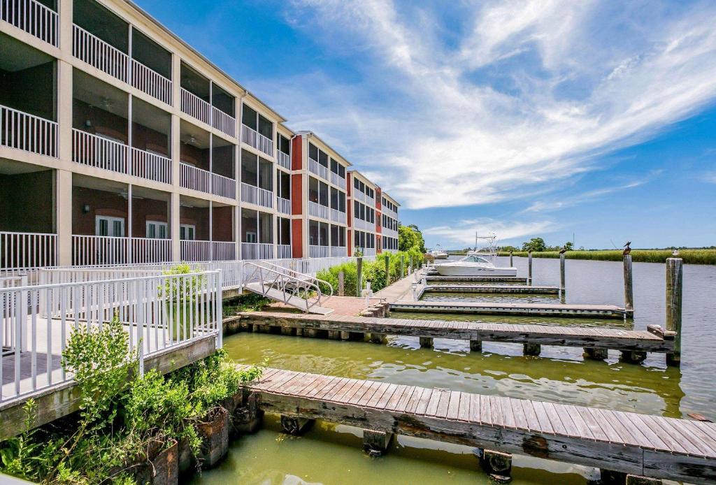 Water Street Hotel & Marina (Apalachicola)
