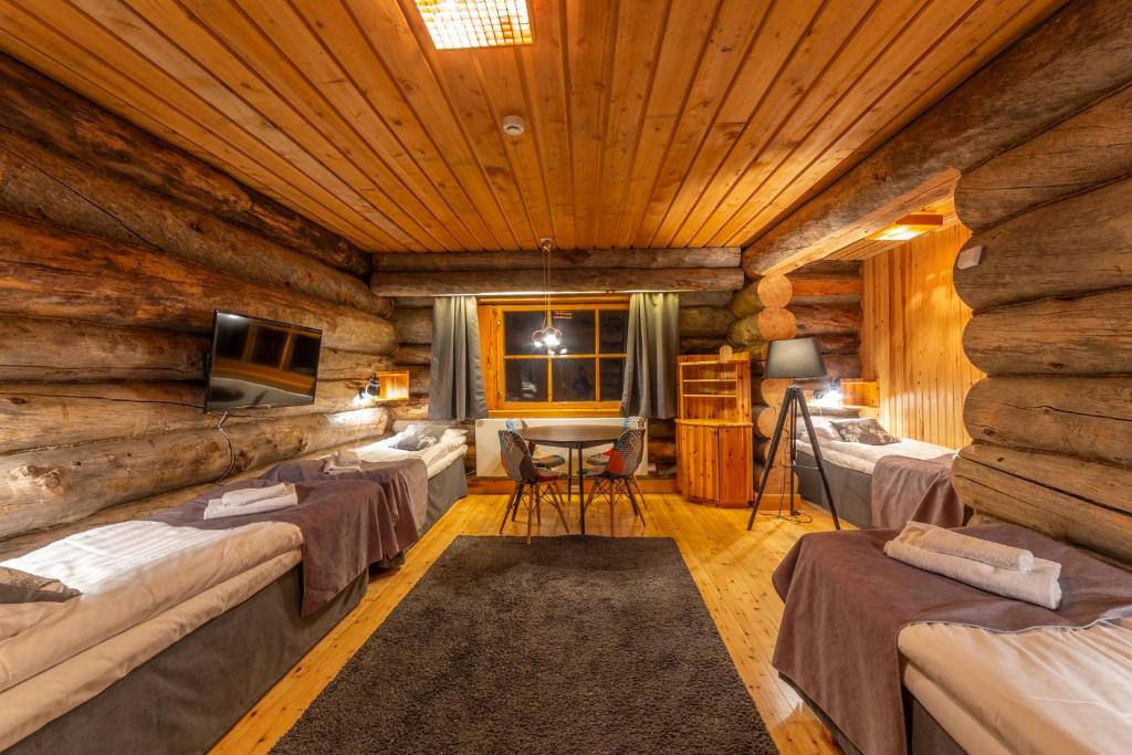 Kuukkeli Log Houses Aurora Resort (Saariselka)