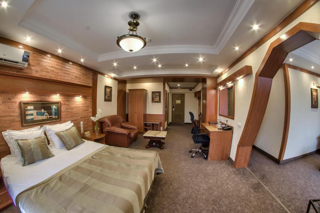 Hotel Uyut Almaty