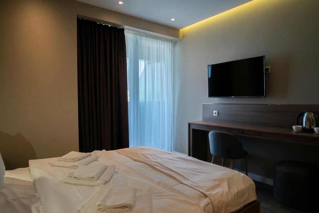 Leo Group Luxury Apartment 24-13 Alliance Palace
