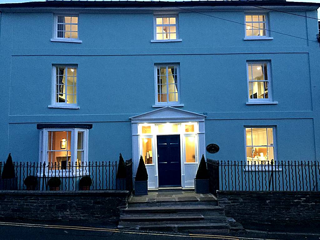 Mount Street House