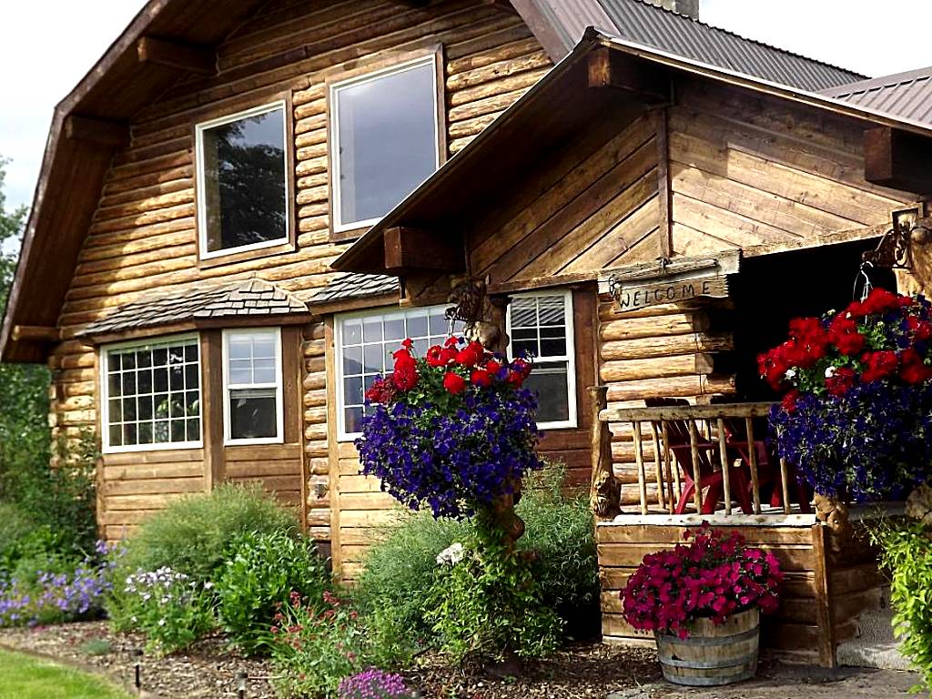 Fin and Feather Inn (Victor)