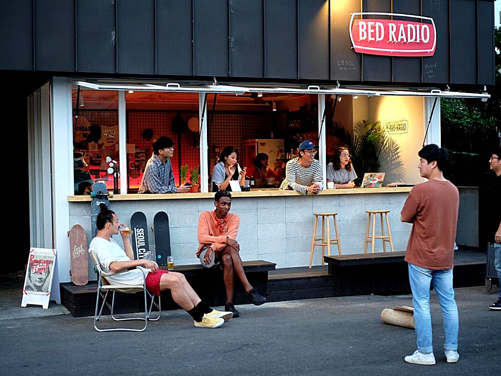 Bed Radio Dongmoon