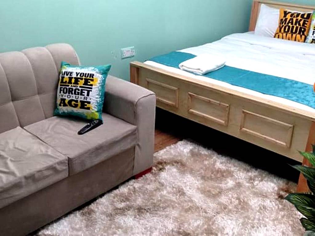Zippy Air BnB