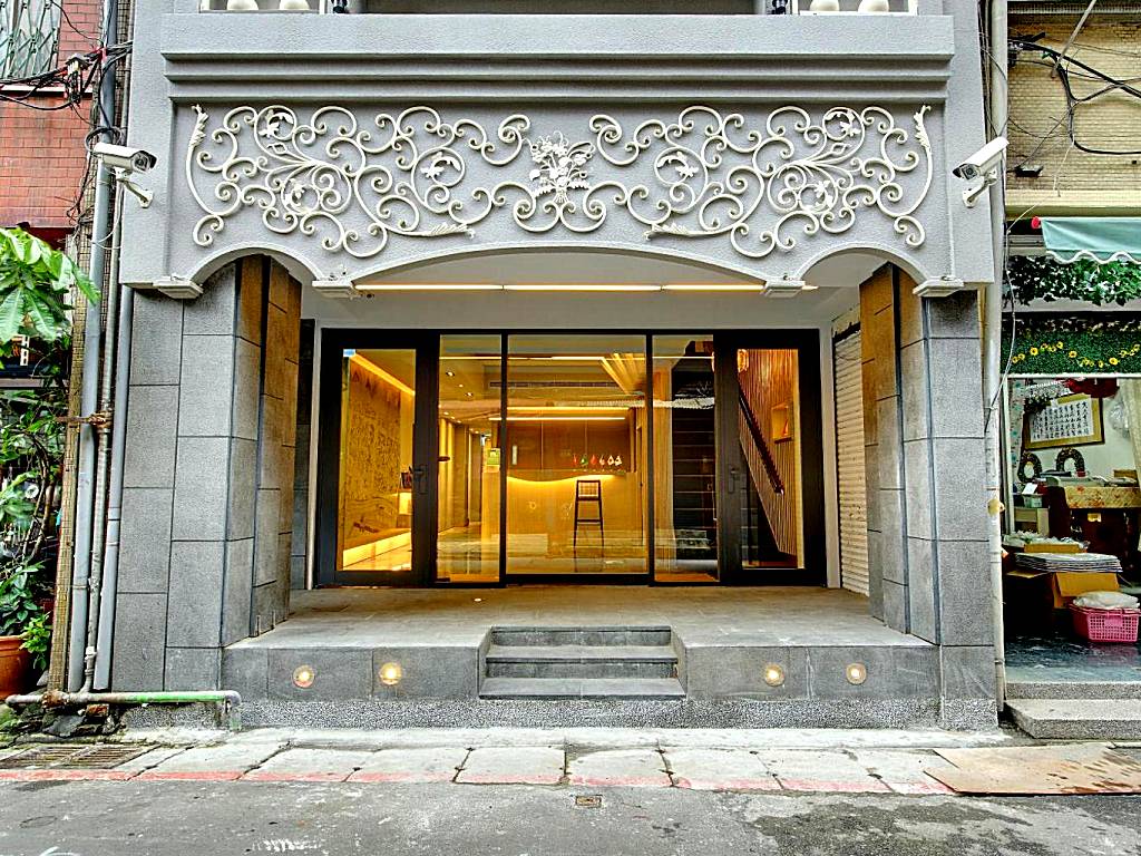 Bayman Hotel