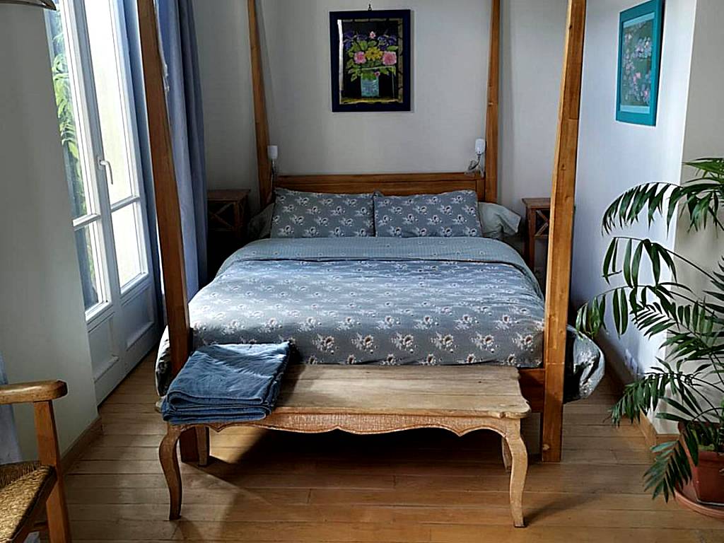 Chambre en ville dans un esprit campagne