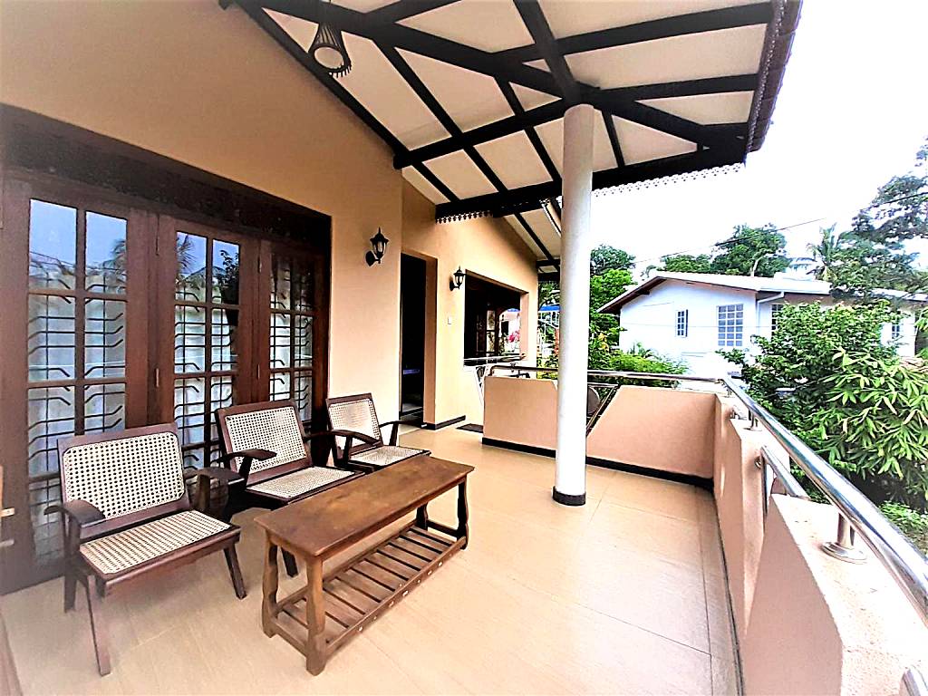 De Fancy House