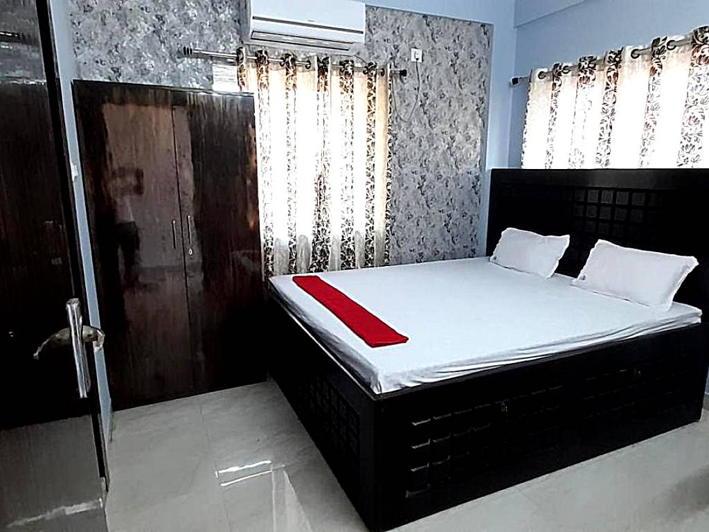 Garden Guest House near acropolis mall