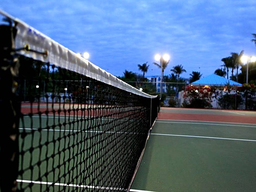 Ocean Pointe Suites at Key Largo (Key Largo)