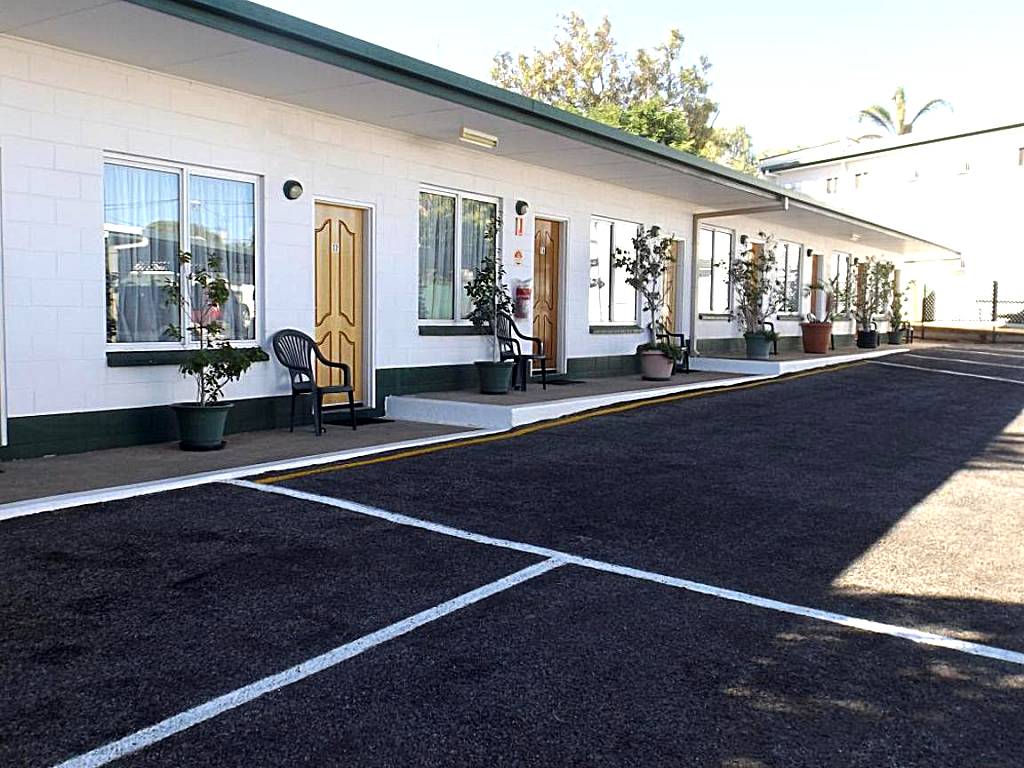 Central Point Motel