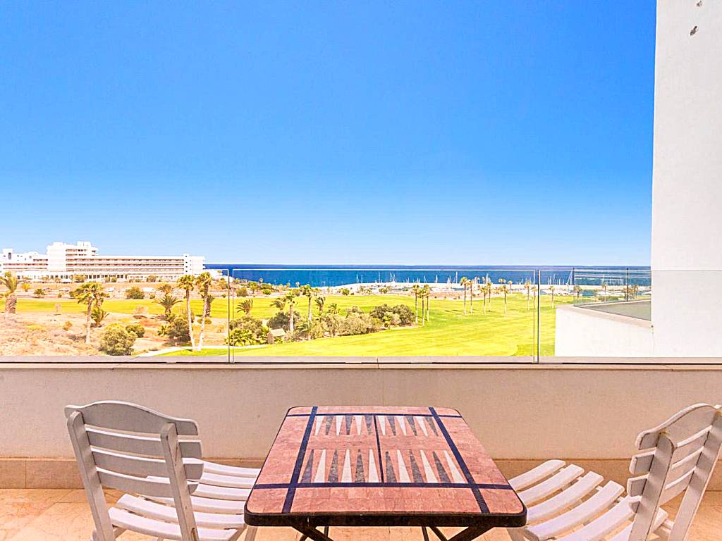Amarilla Golf Villas - stunning views