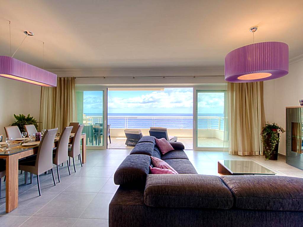 Seafront Apartment Sliema
