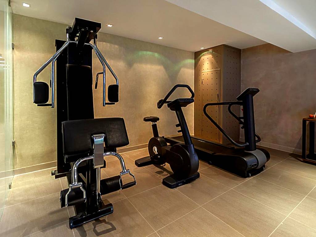 ADAM Hotel Suites