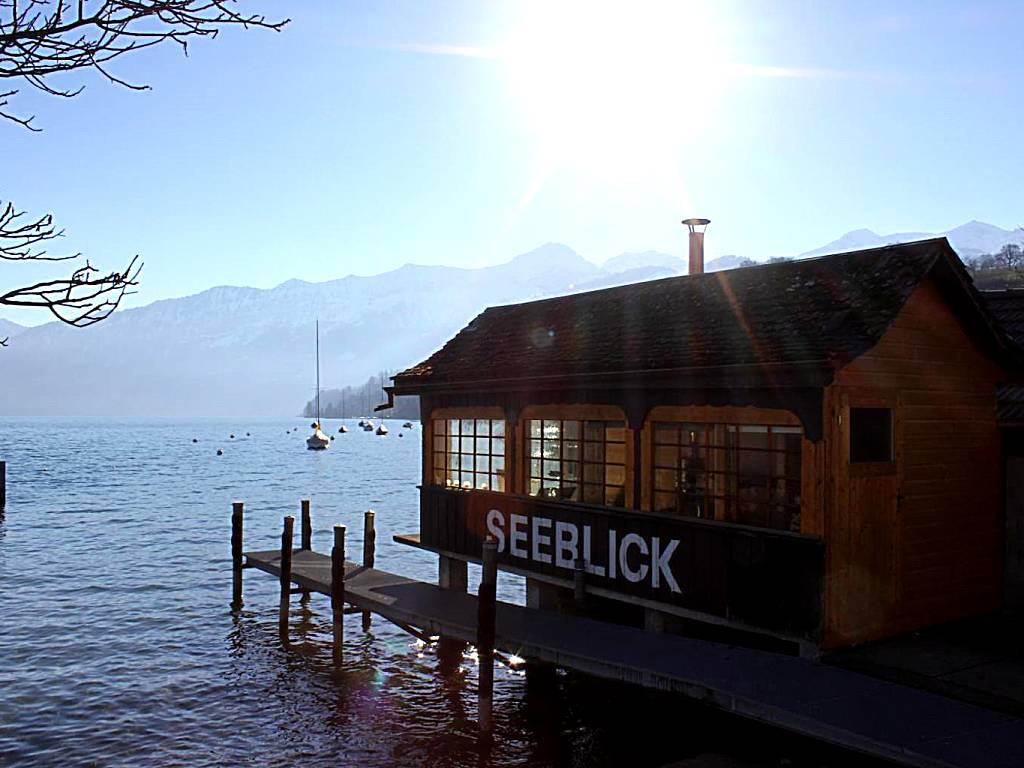 Strandhotel Seeblick (Faulensee)