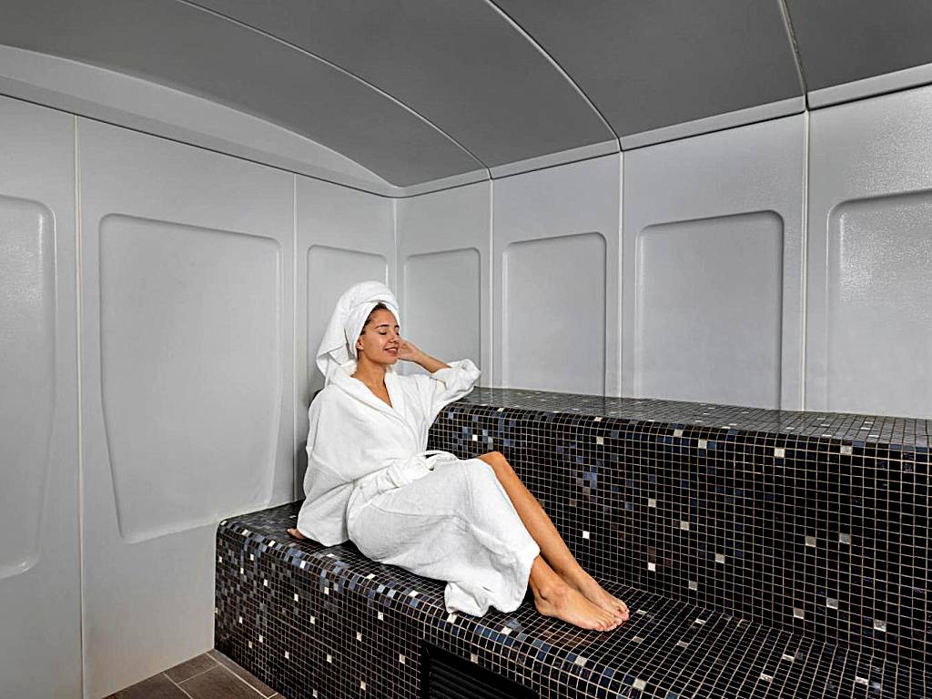 West Tel Aviv- All Suites Hotel By The Sea