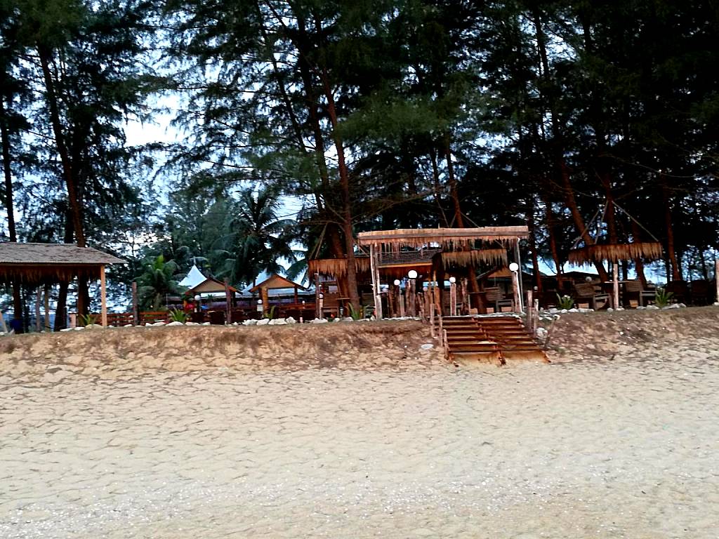 Al Safina Kijal Beach Resort