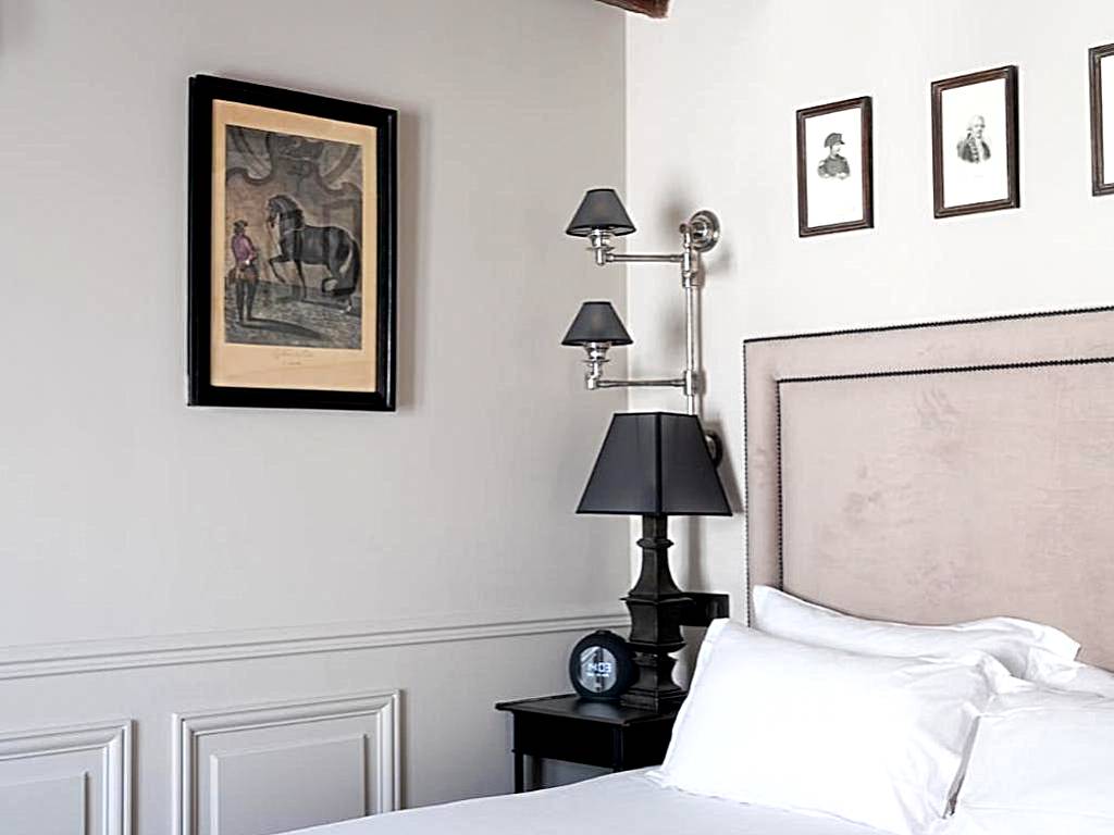 Hotel Saint-Louis en L'Isle (Paris)