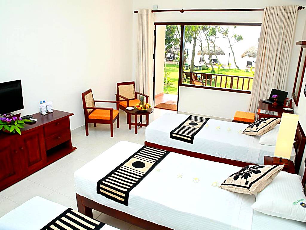 Sea Rock Villa