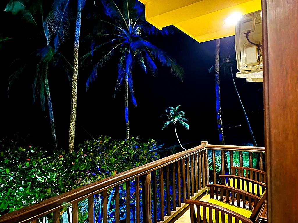 Top Secret Beach Hotel
