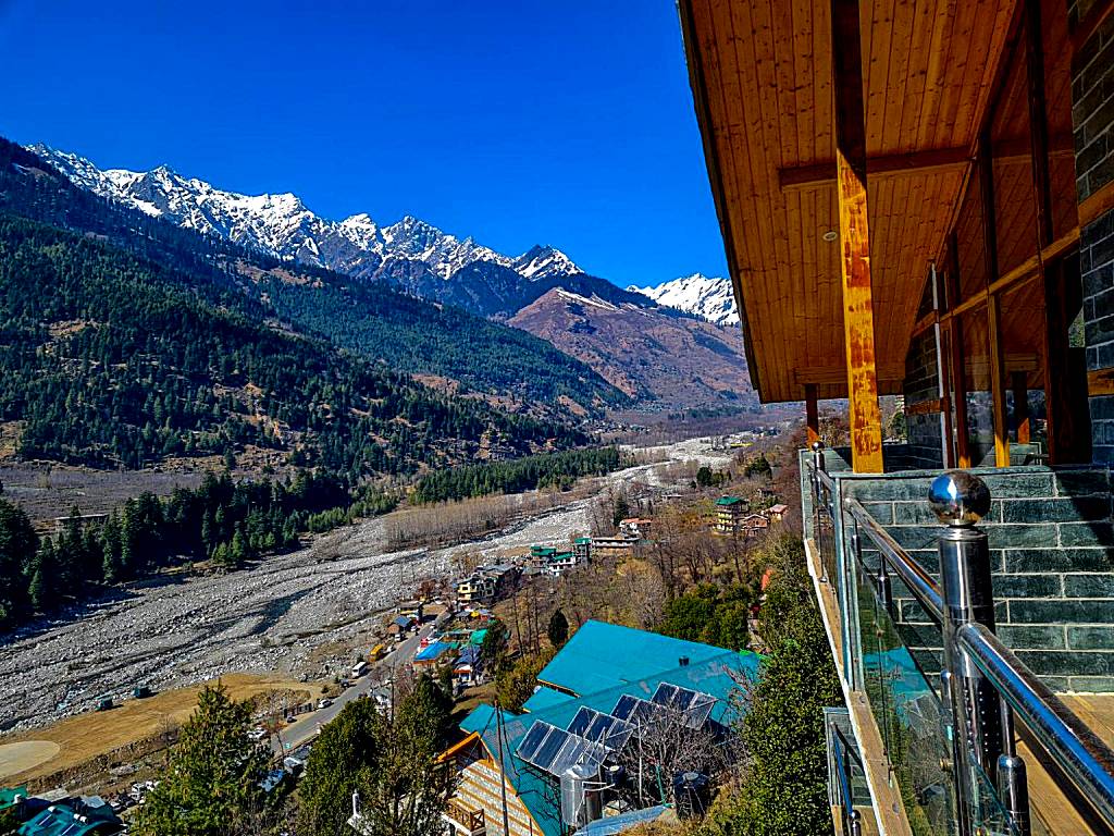 Namaste Inn Beas Valley: Superior King Room