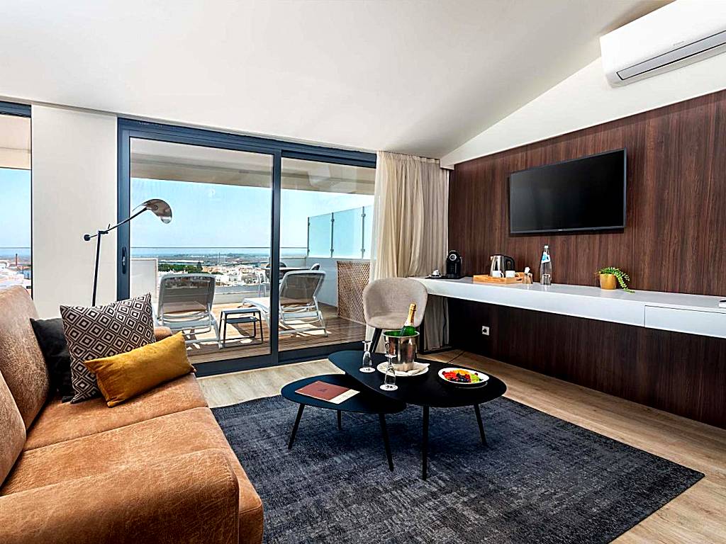 AP Maria Nova Lounge - Adults Friendly: Deluxe Suite - single occupancy (Tavira)