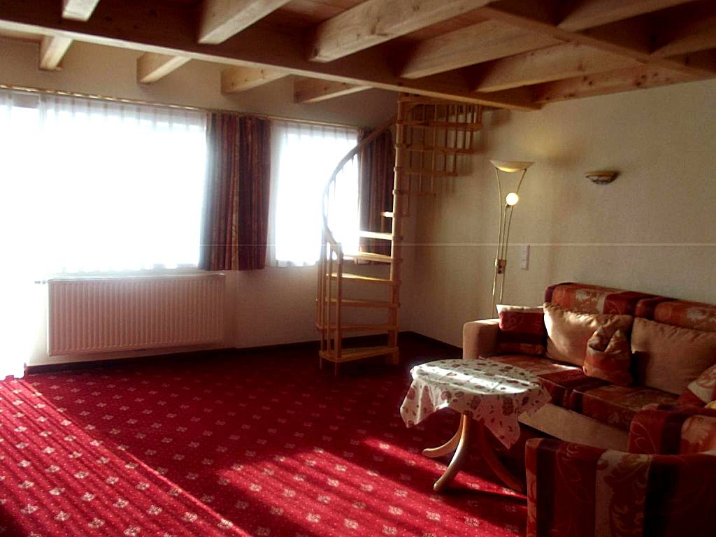 Landhotel Basler Hof: Suite with Spa Bath (Lauterbach)