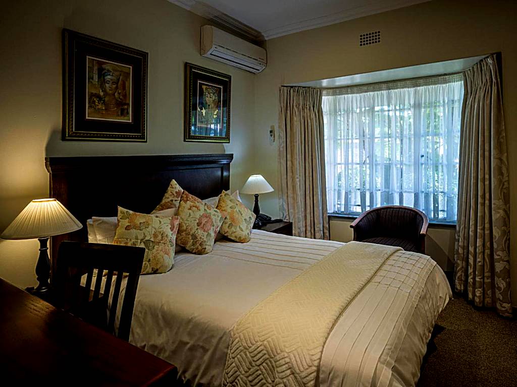 Gallo Manor Executive Bed & Breakfast: Double Room