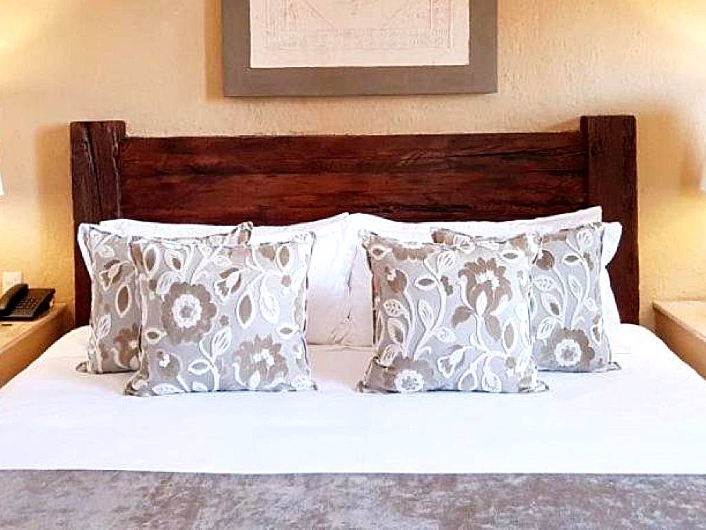 Casa Embrujo Morelia - Boutique: King Suite with Spa Bath