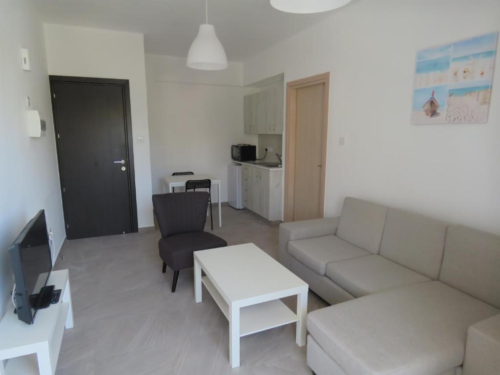 Polyxeni Hotel Apartments