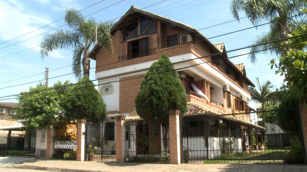 Dell Osky Pousada