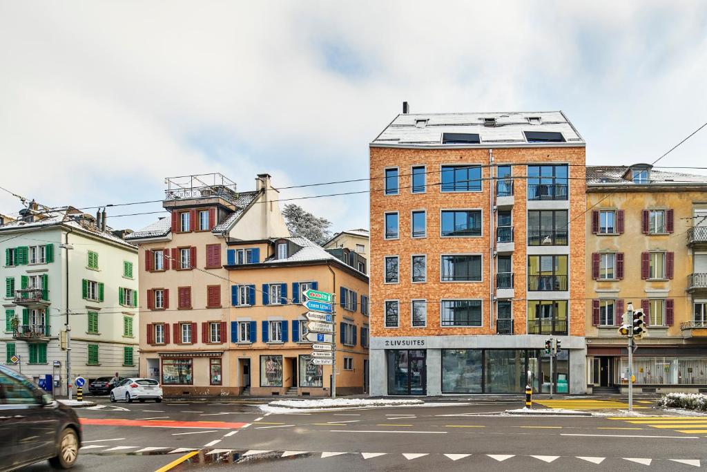 Liv Suites