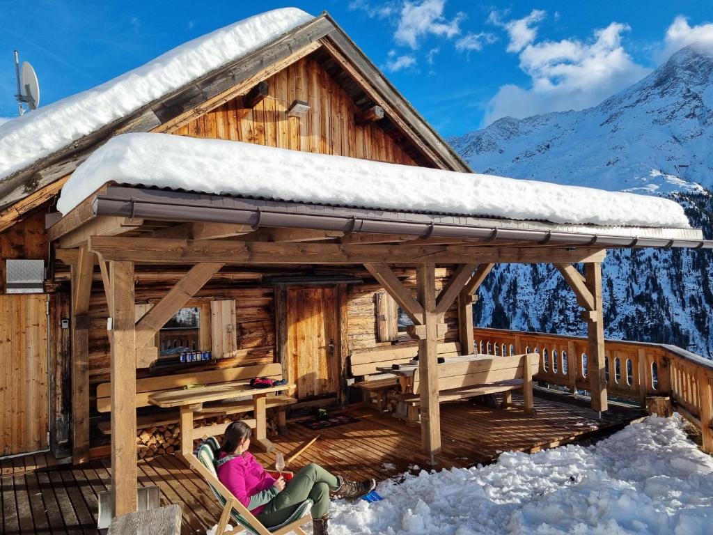 Almhütte Chrisanten Thaya Sölden