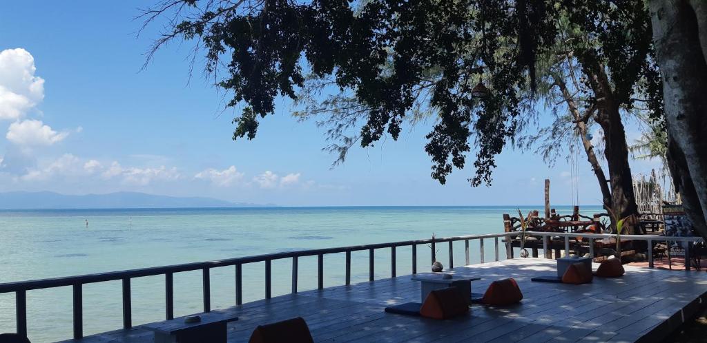 Mikasa Beach House Koh Phangan