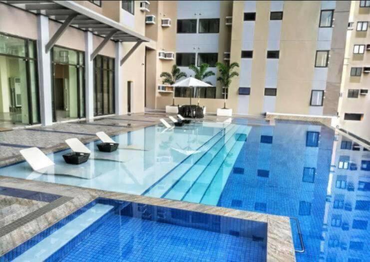 Persimmon Studios at the Heart of Cebu
