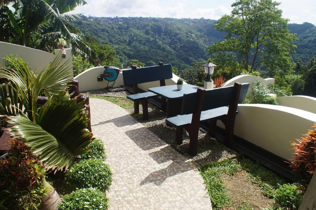 Avana Hills Tagaytay